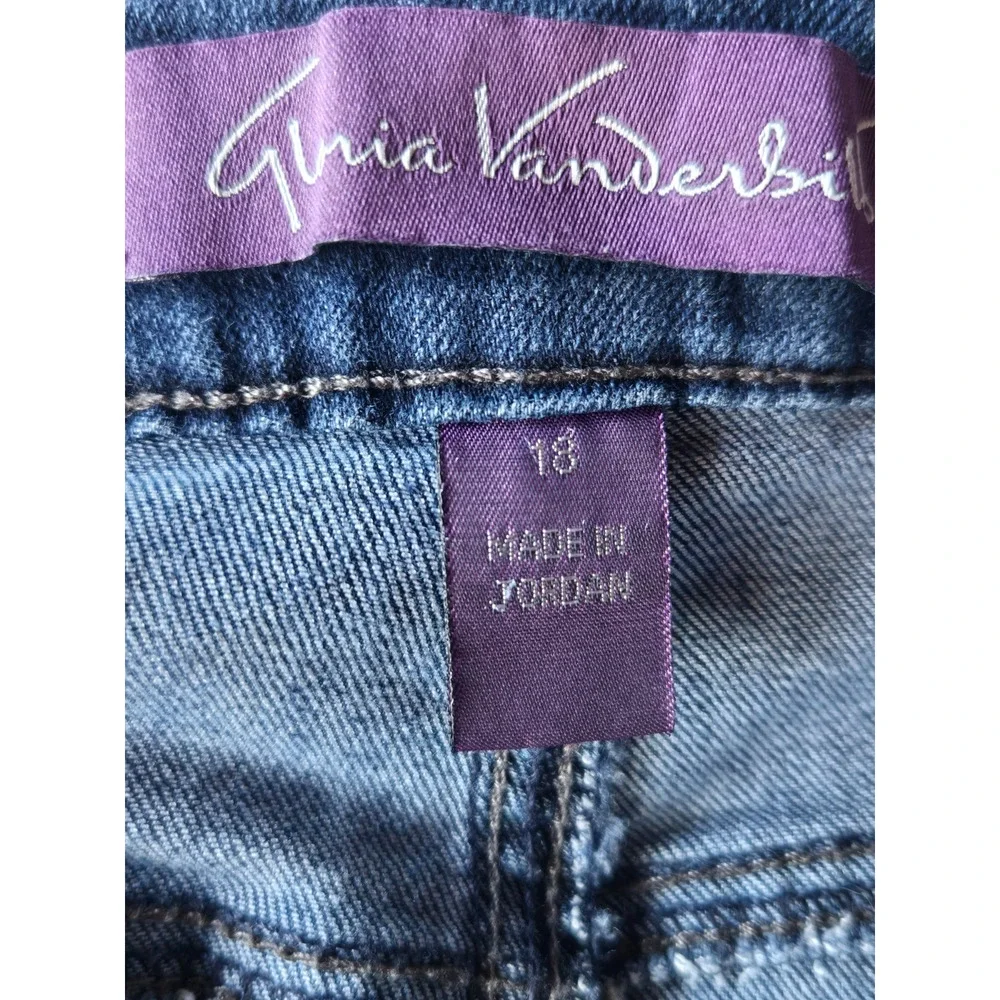 Gloria Vanderbilt Women's Jeans Amanda Slim Med Wash High Rise Size 18 (35x30)